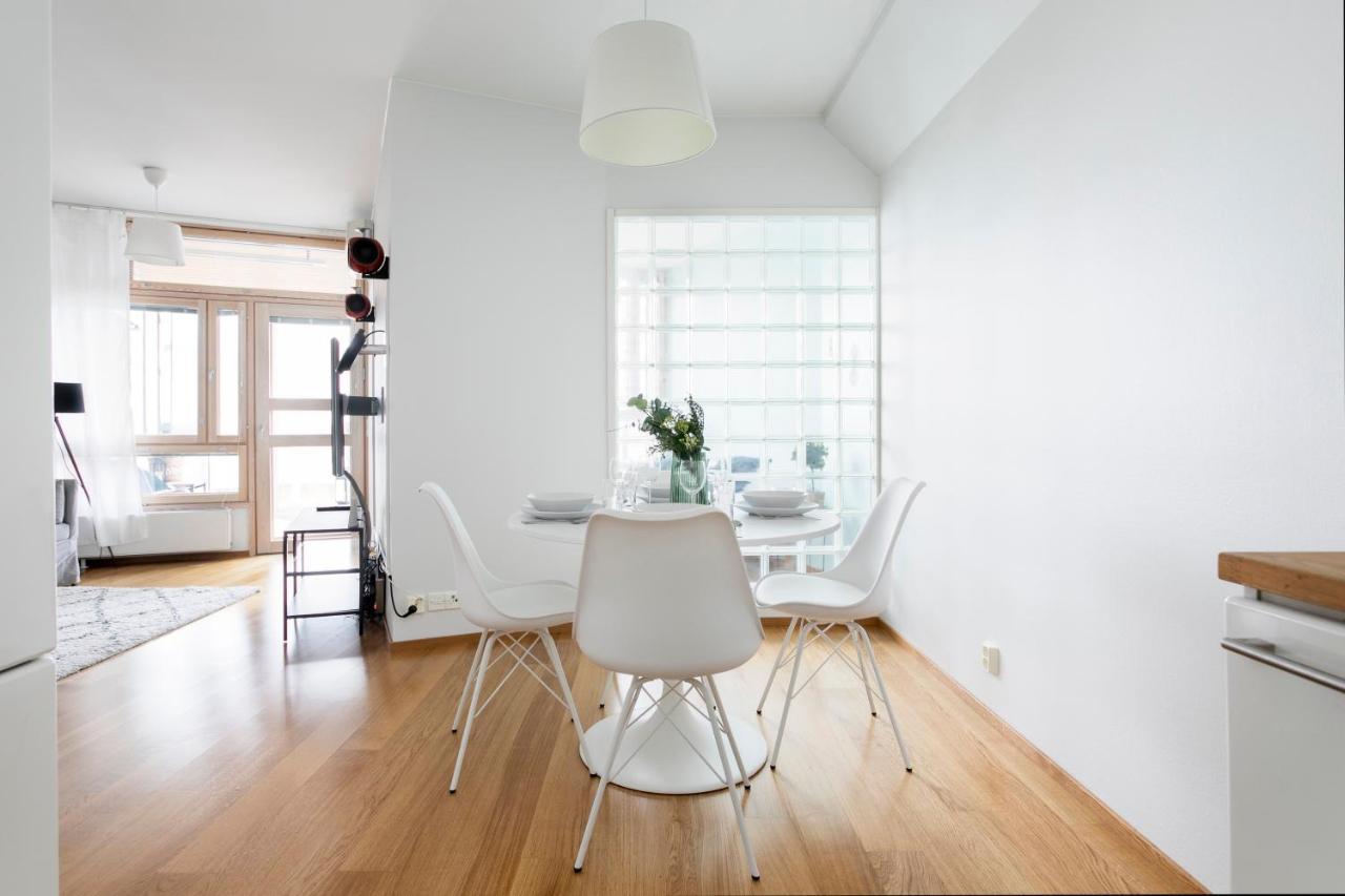 2Ndhomes Luxury Kamppi Center Apartment With Spa And Terrace ヘルシンキ エクステリア 写真