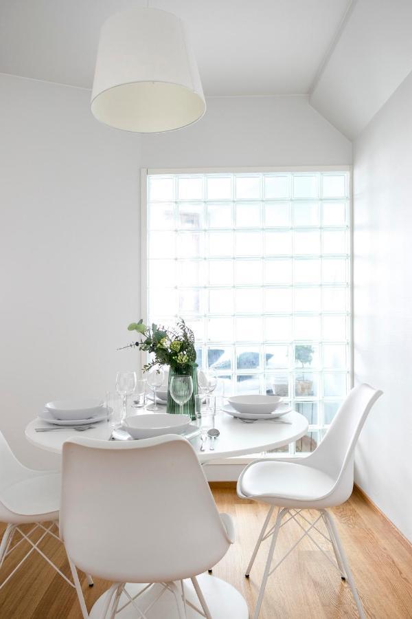 2Ndhomes Luxury Kamppi Center Apartment With Spa And Terrace ヘルシンキ エクステリア 写真