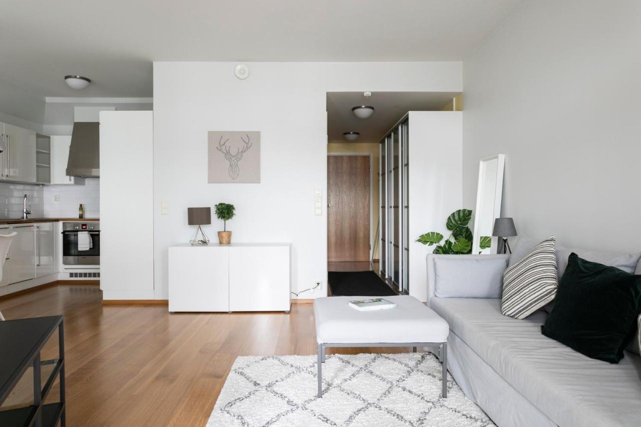 2Ndhomes Luxury Kamppi Center Apartment With Spa And Terrace ヘルシンキ エクステリア 写真